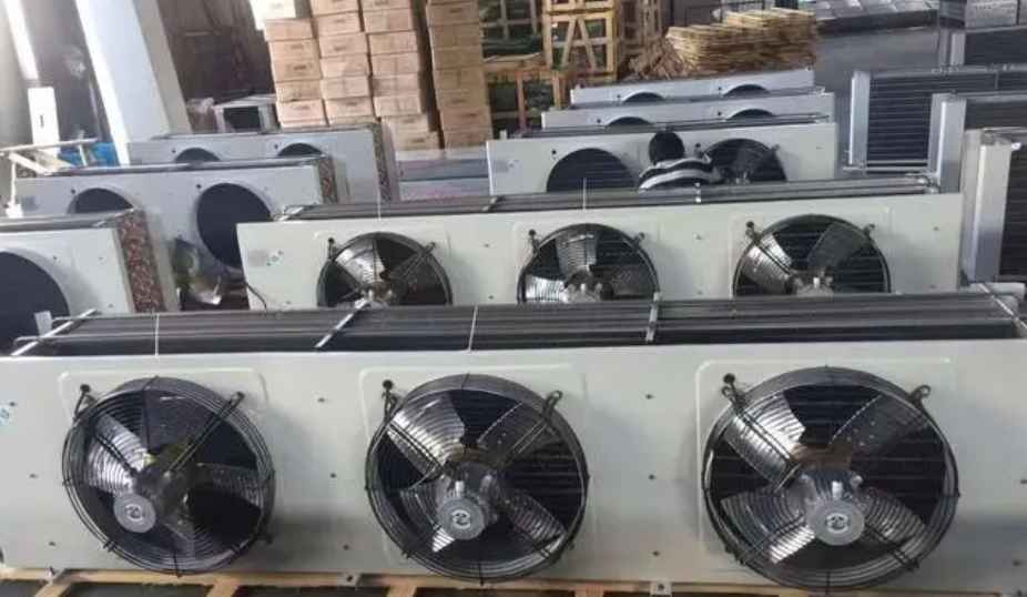 冷庫(kù)用蒸發(fā)器的特點(diǎn)有哪些方面 冷庫(kù)用蒸發(fā)器的特點(diǎn)有哪些方面